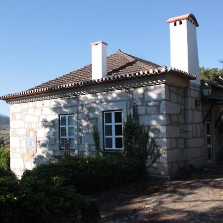 Vila Casal Dos Zimbros Corticos Exteriér fotografie