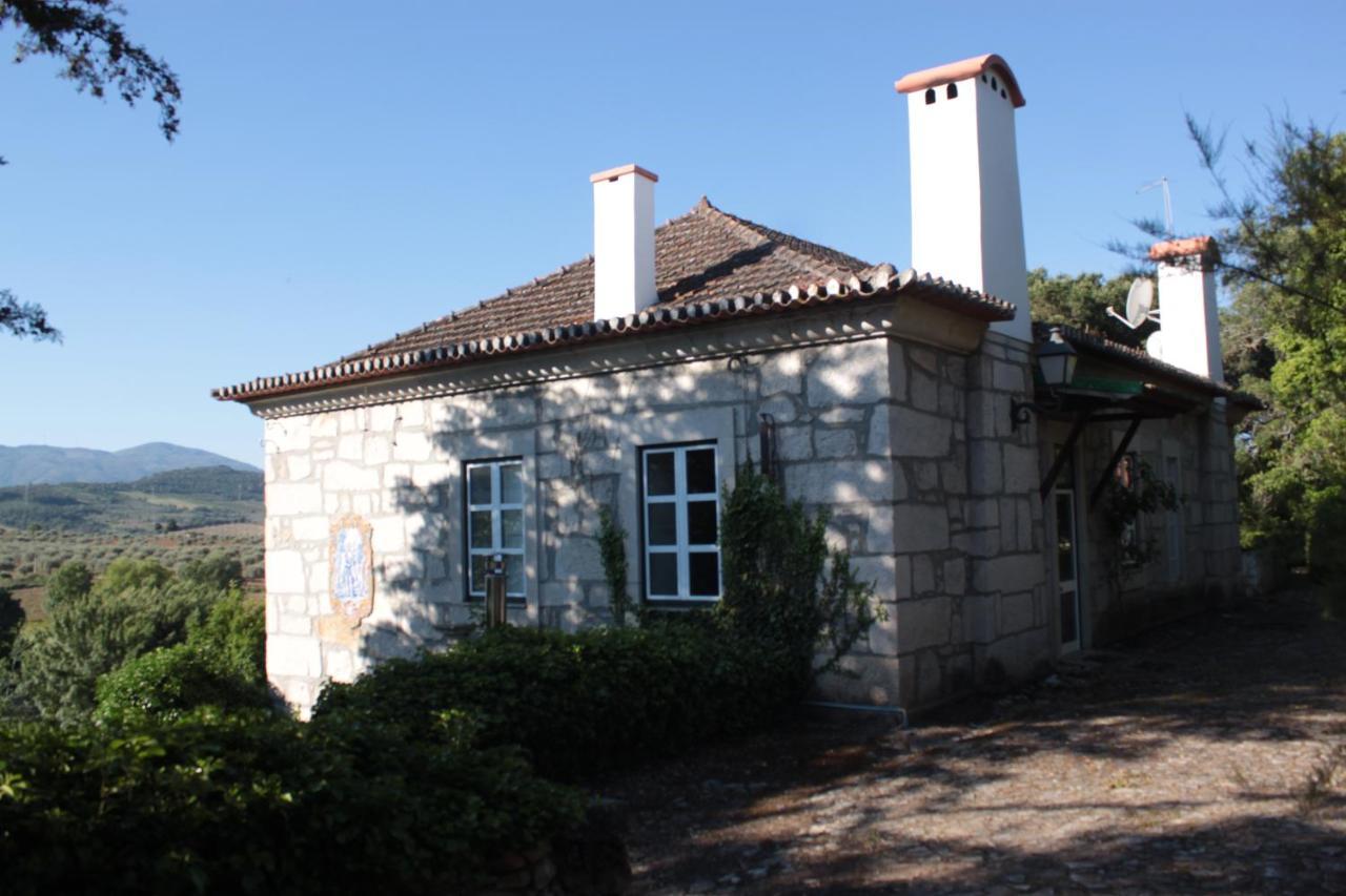 Vila Casal Dos Zimbros Corticos Exteriér fotografie